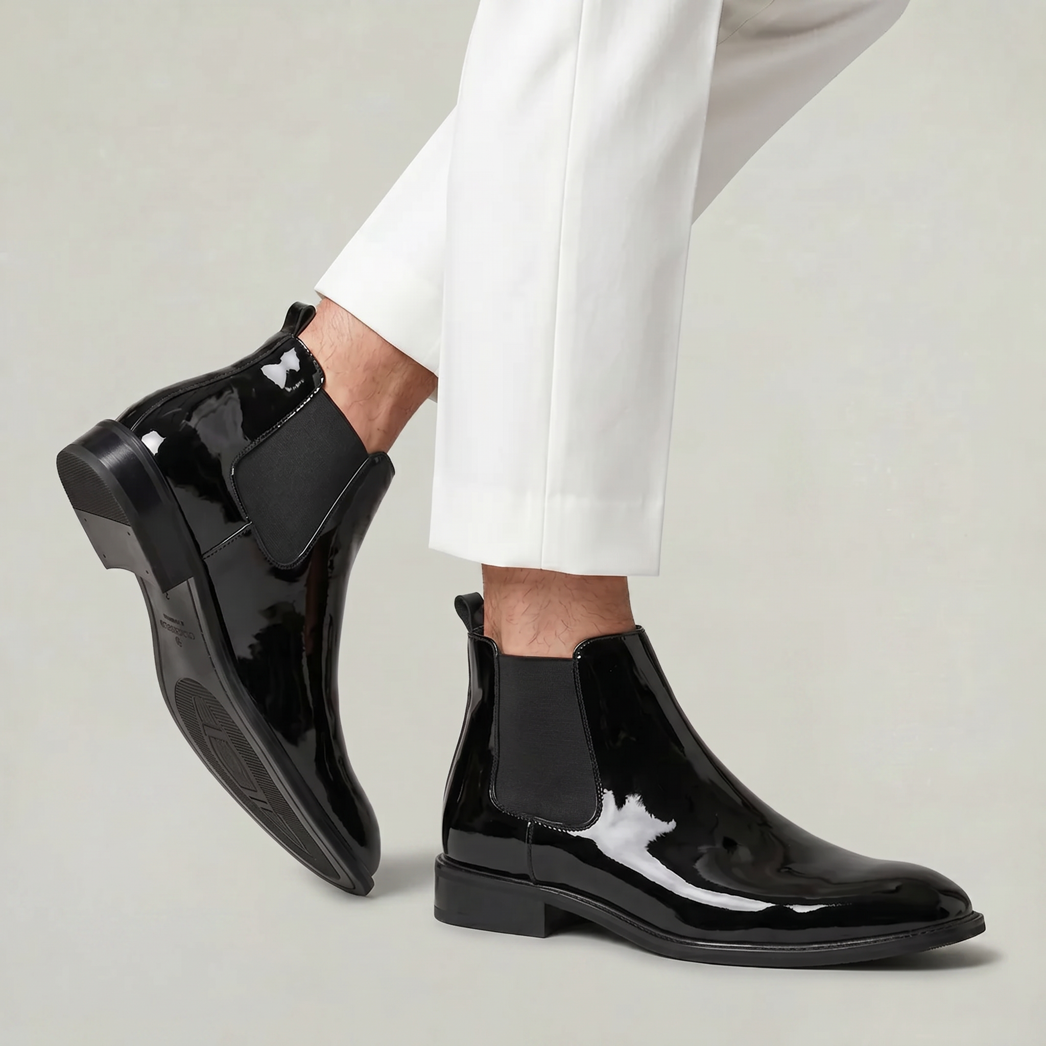 Men’s Pointed Toe Chelsea Boots - Ankle Fit