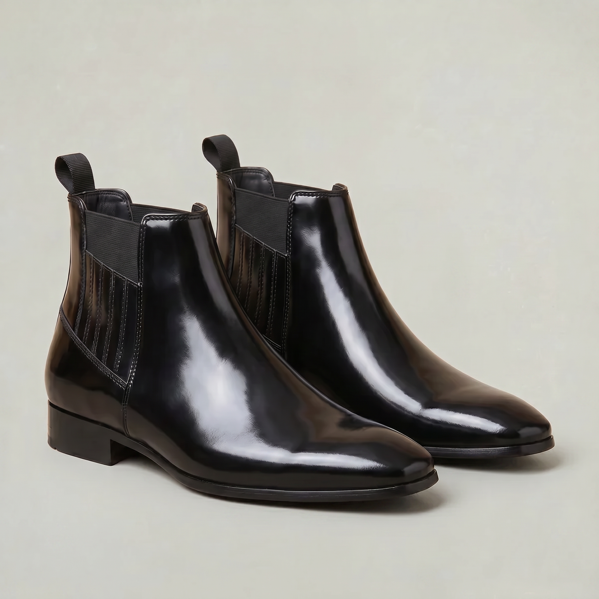 Men’s Pointed Toe Chelsea Boots - Ankle Fit