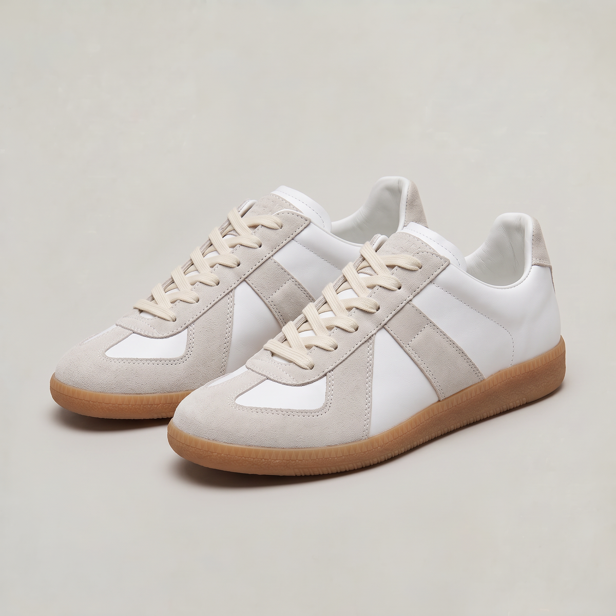 Women’s Low-Profile Trainers Suede-Effect