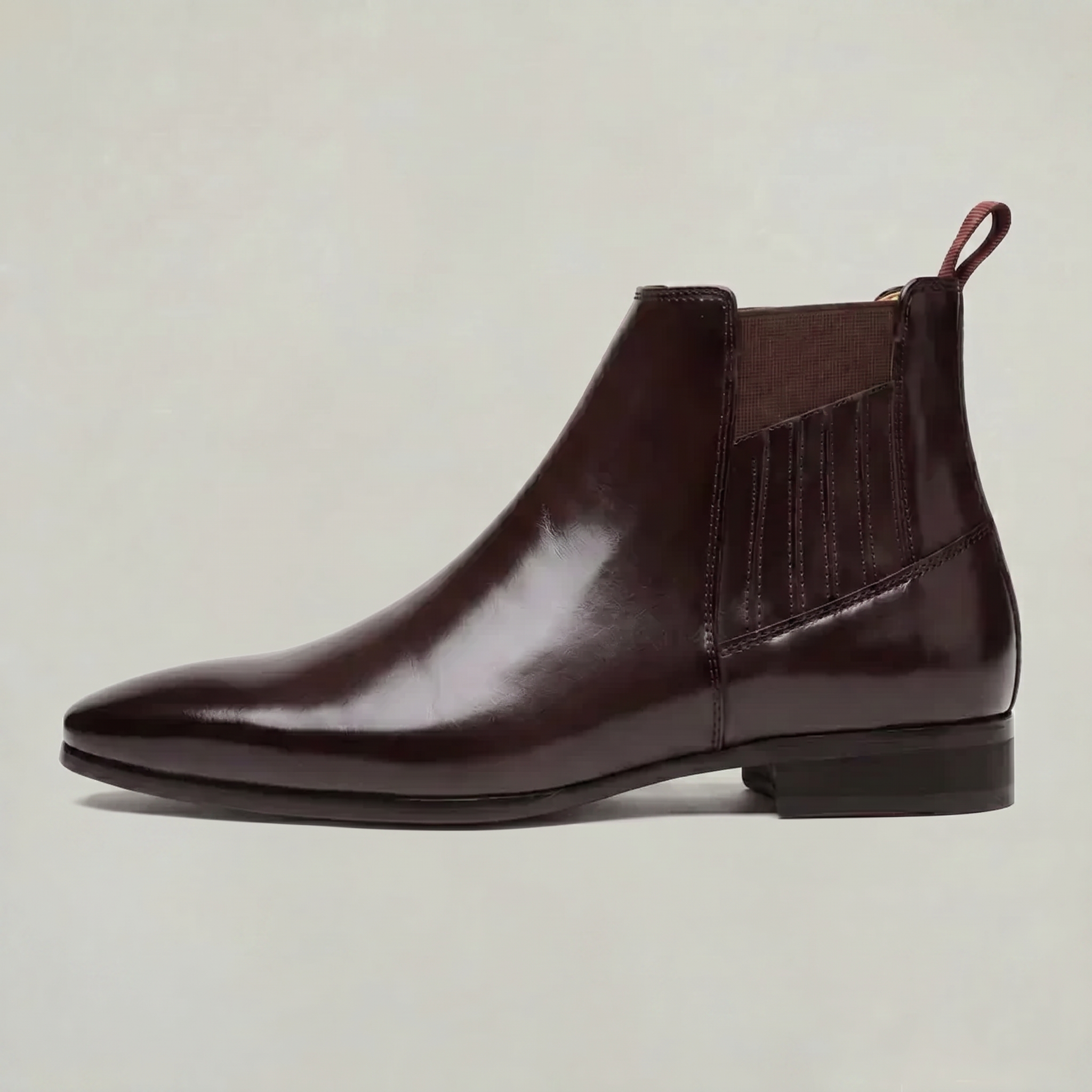 Men’s Pointed Toe Chelsea Boots - Ankle Fit