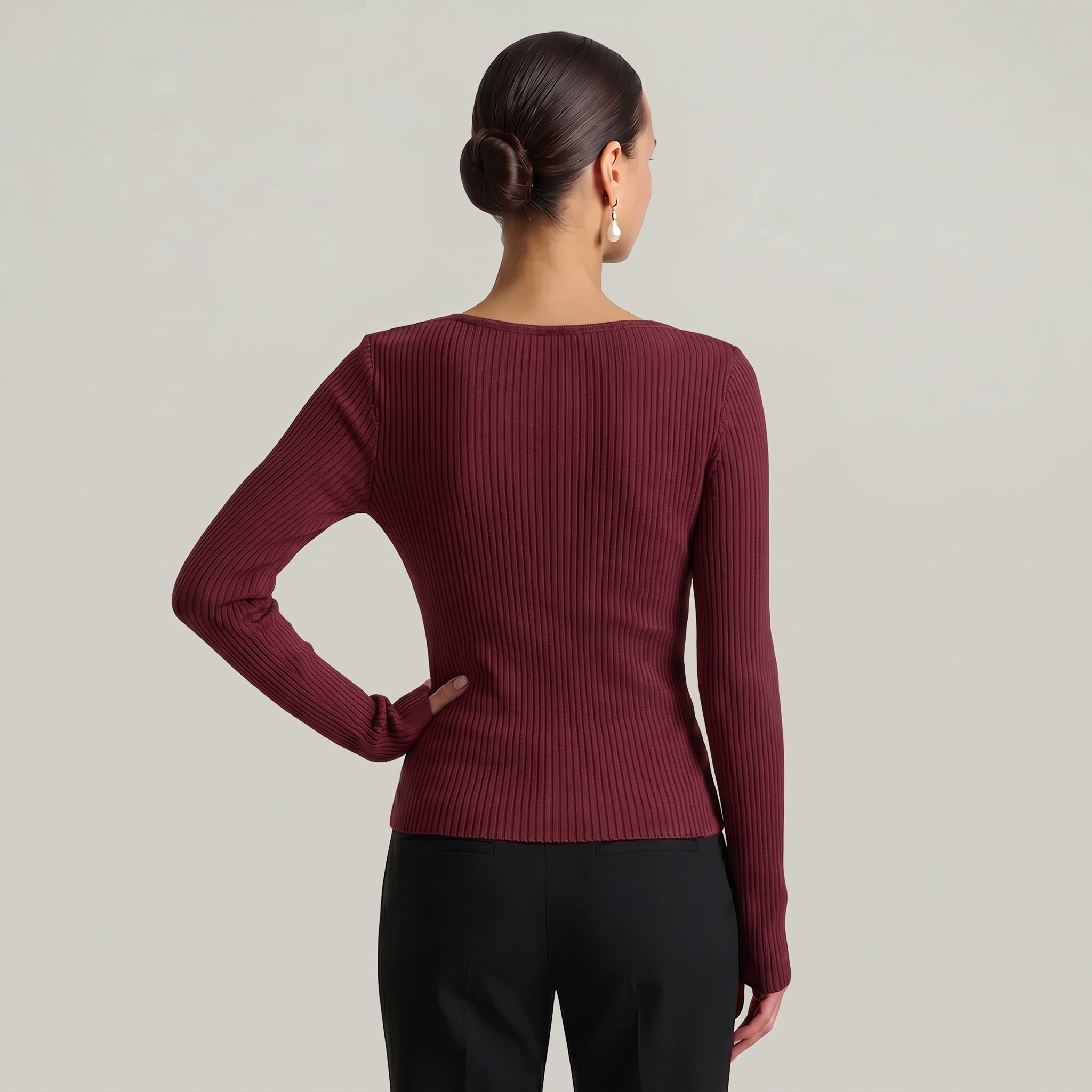 Women’s Slim Fit Long Sleeve Sweater