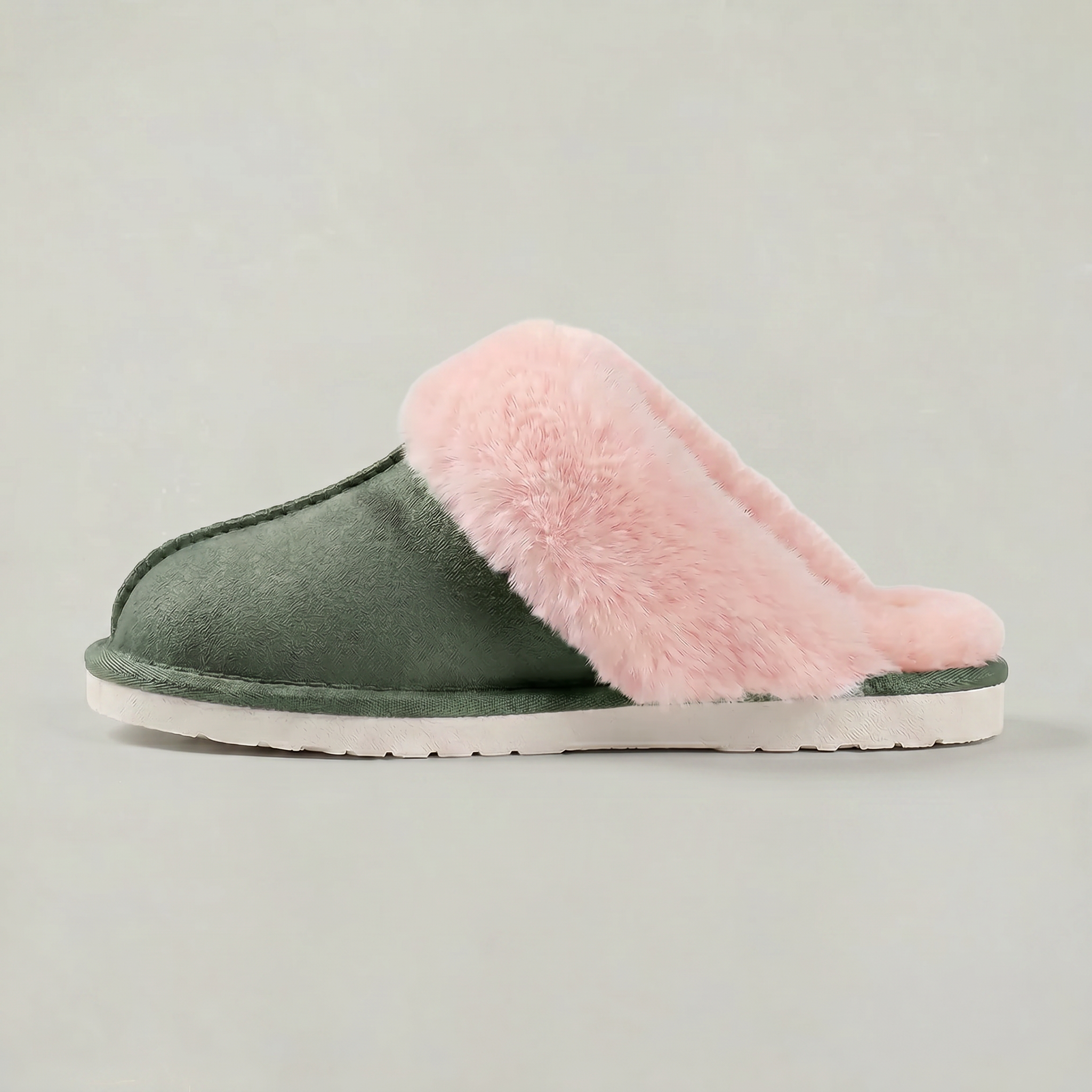 Women’s Thick Sole Fluffy Winter Slippers