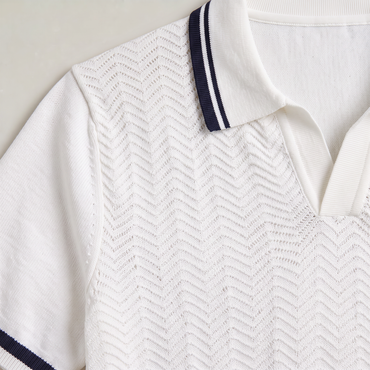 Men’s Textured Knit Polo Shirt with Contrast Trim