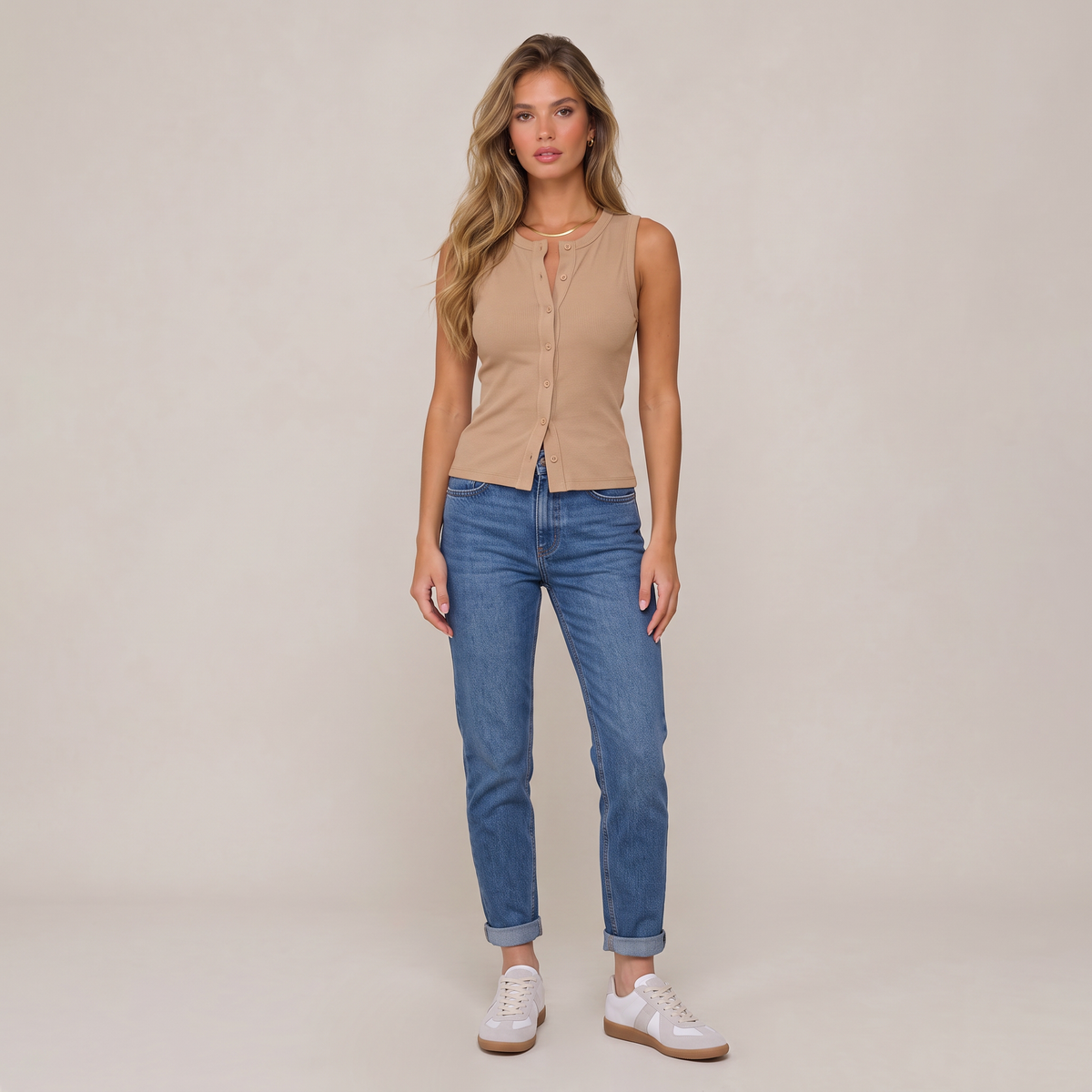Women’s Low-Profile Trainers Suede-Effect