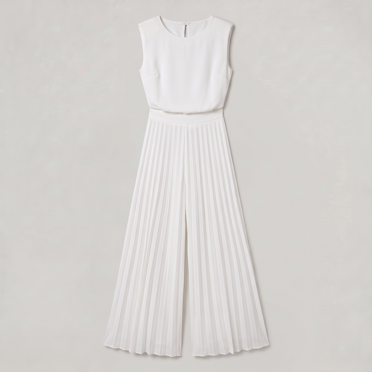 Women’s Pleated Sleeveless Wide Leg Jumpsuit