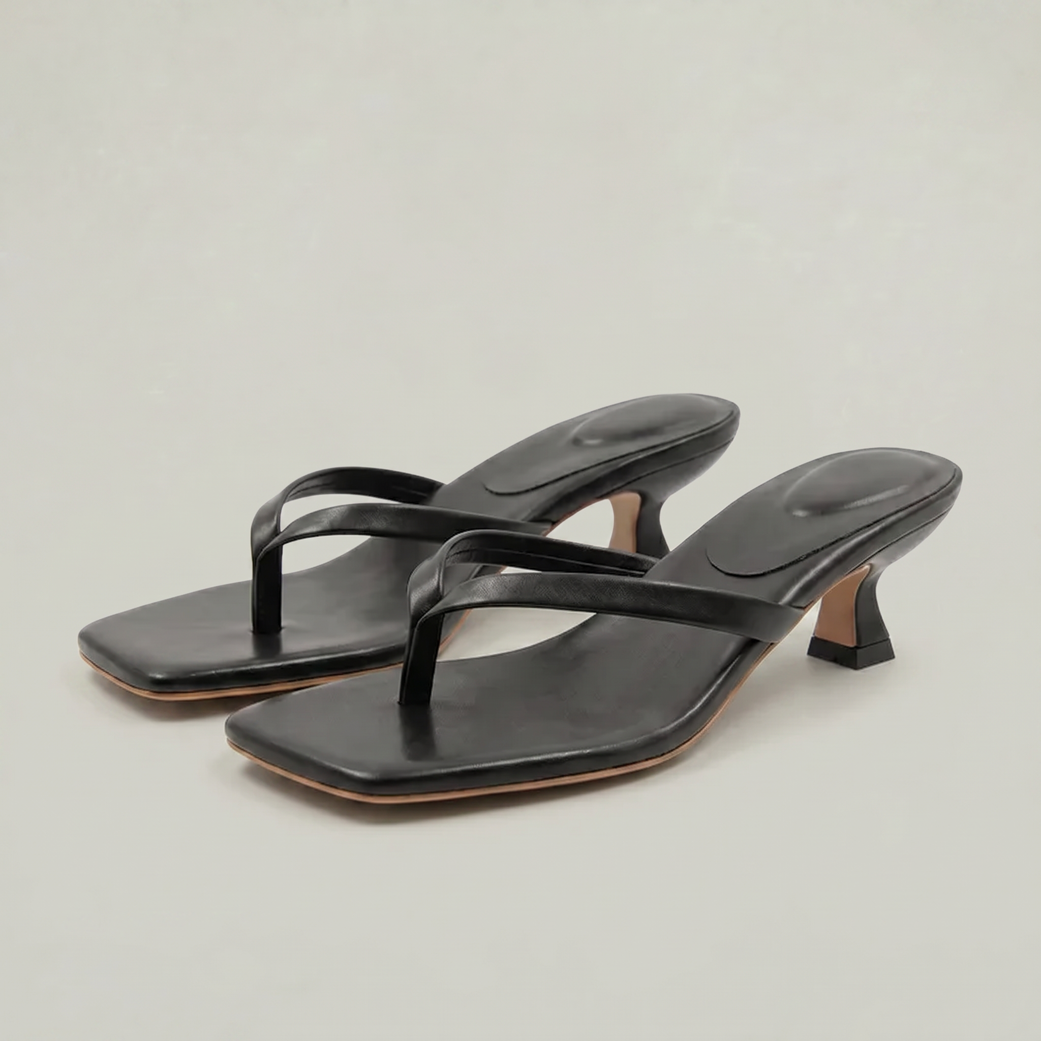 Women’s Thong Kitten Heeled Sandals