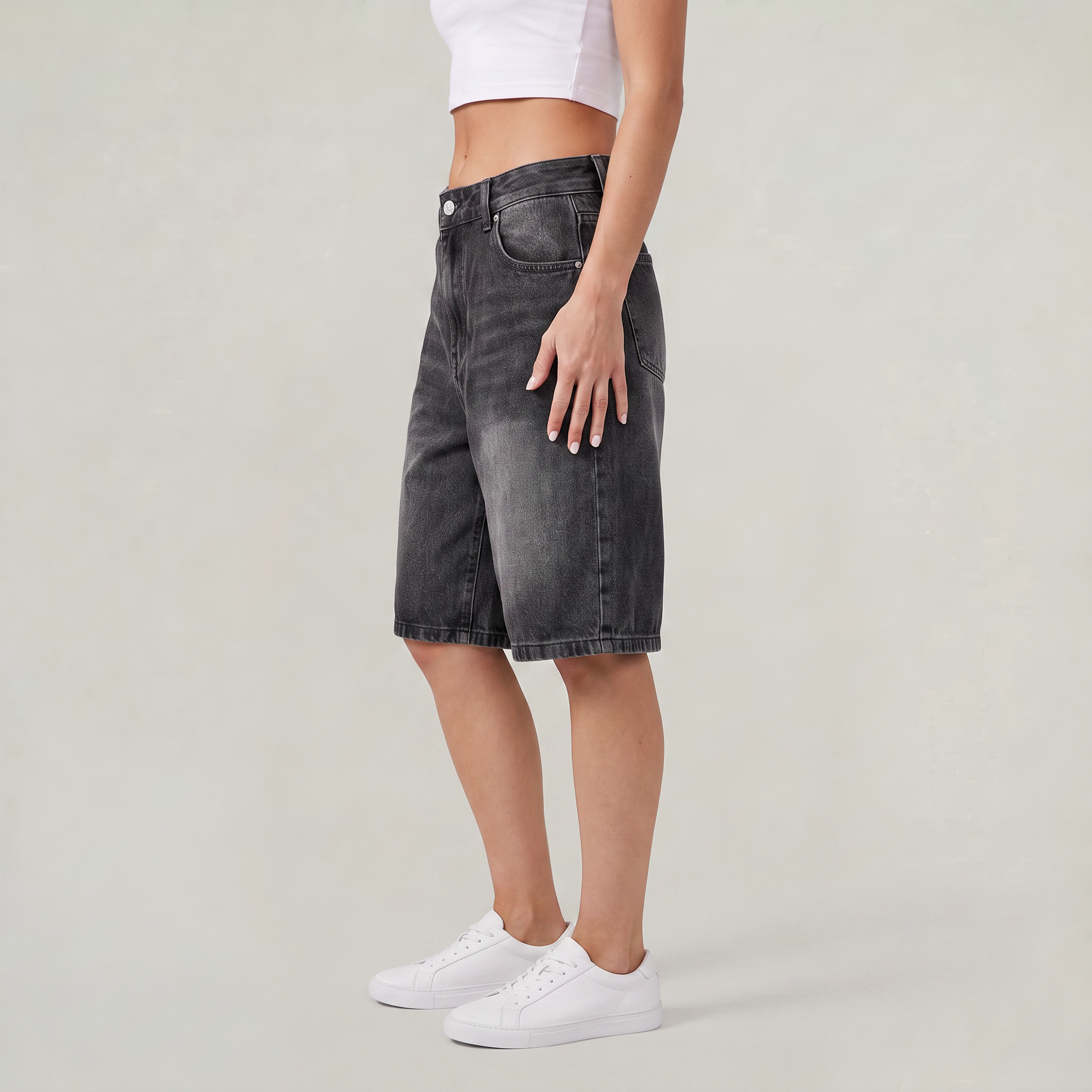 Women’s Washed Bermuda Jorts