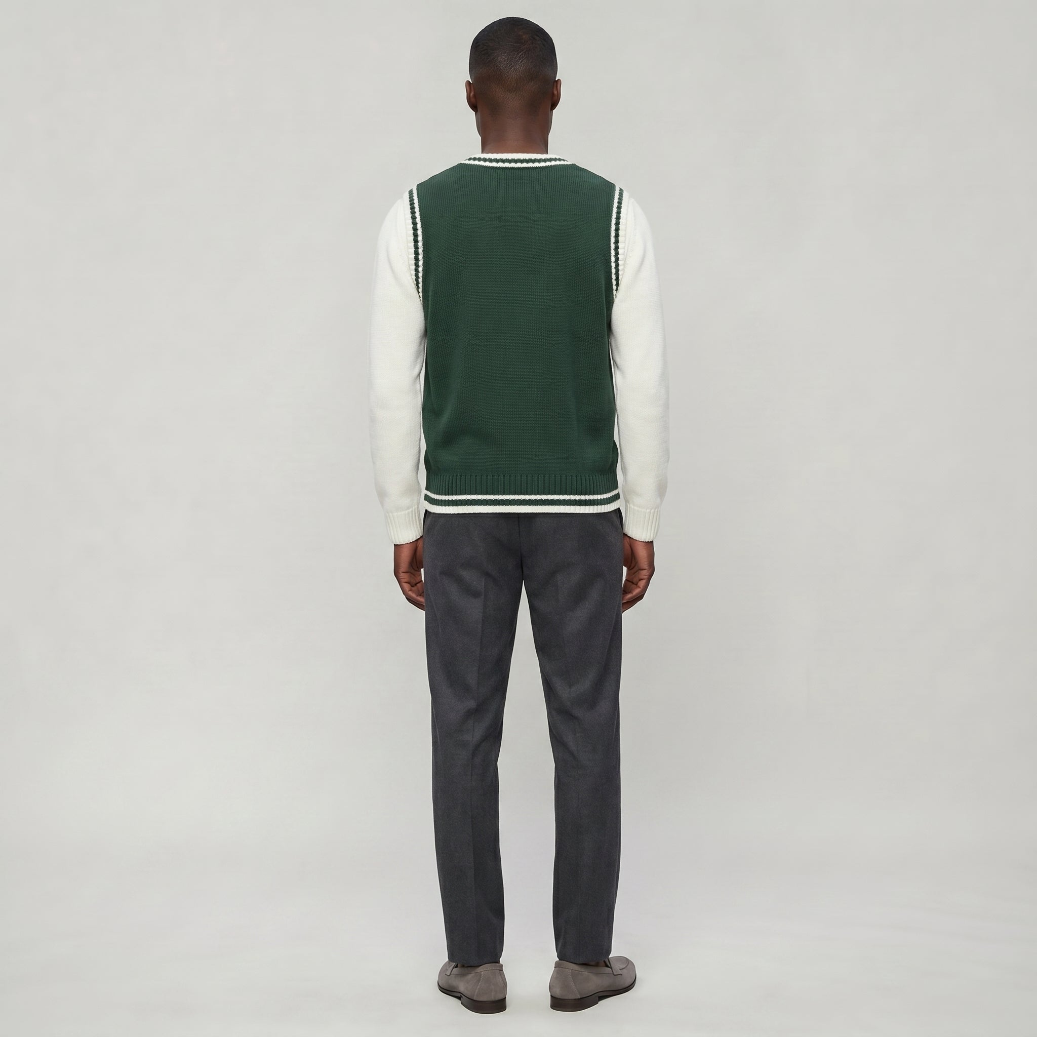 Men’s Cable Knit Sleeveless Vest  - V Neck Sweater