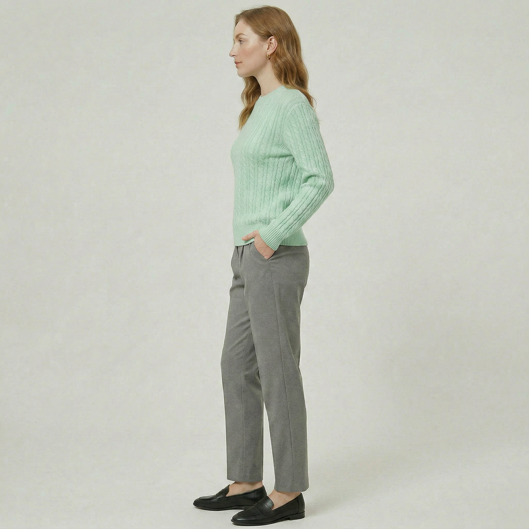 Women’s Knit Cable Sweater - Crewneck Regular Fit