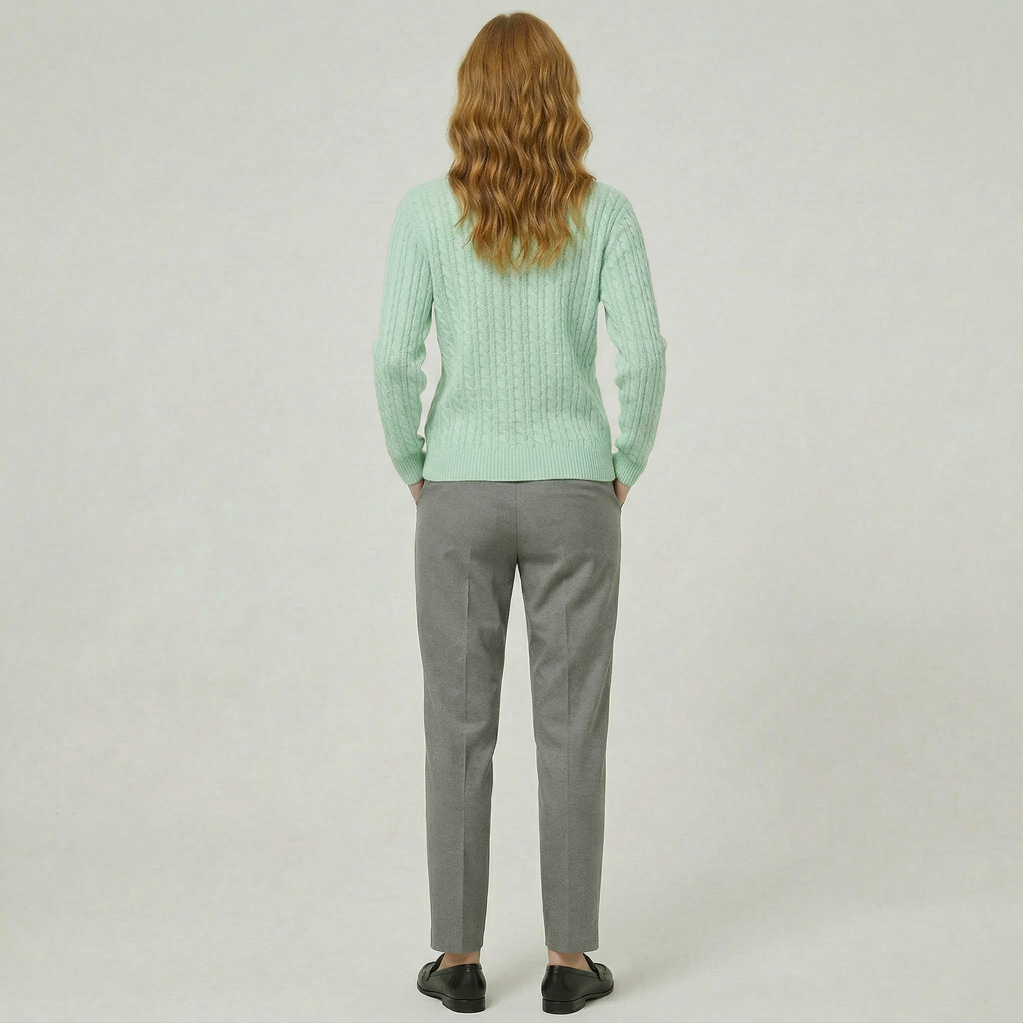 Women’s Knit Cable Sweater - Crewneck Regular Fit