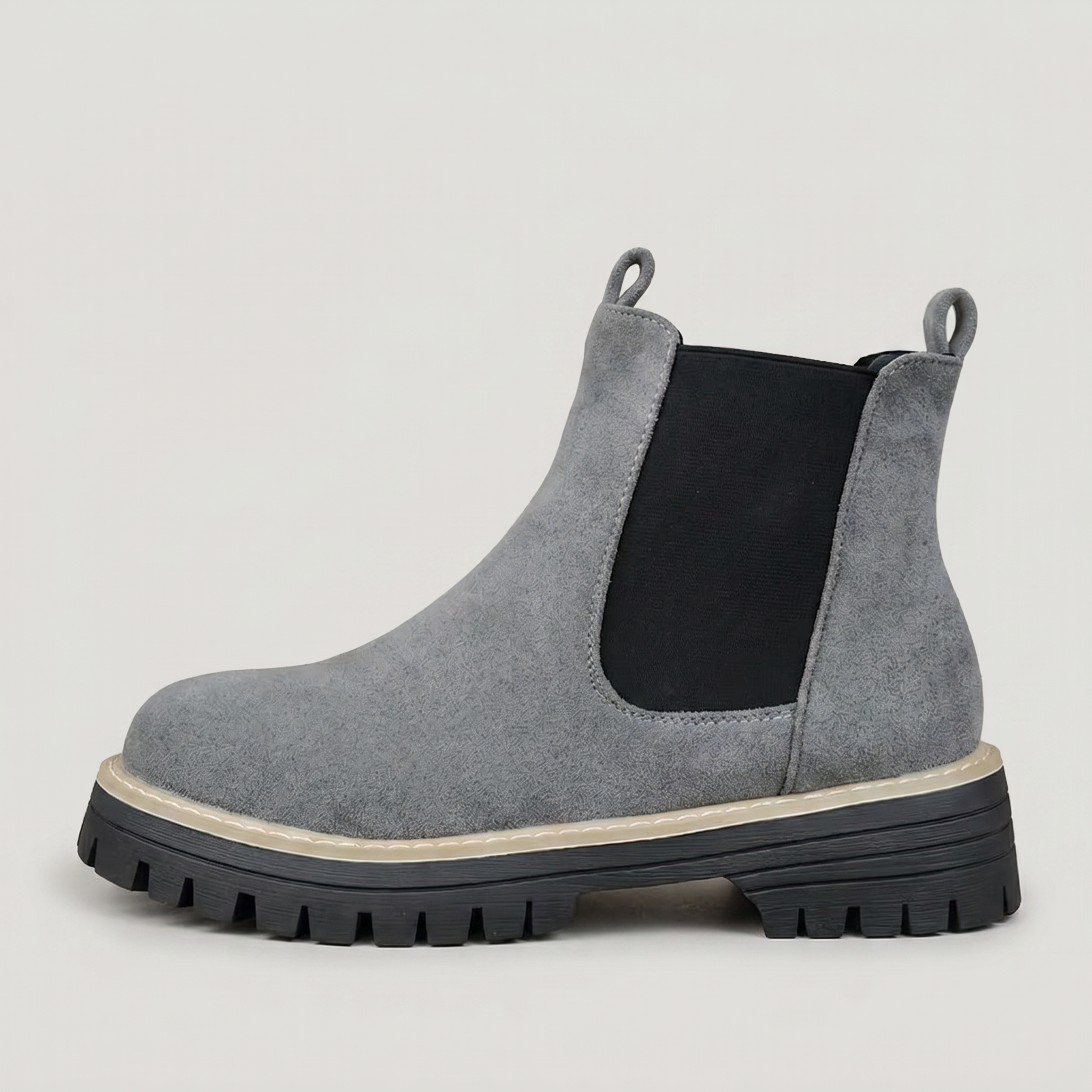 Women’s Chelsea Ankle Boots - Pull-On Lug Sole