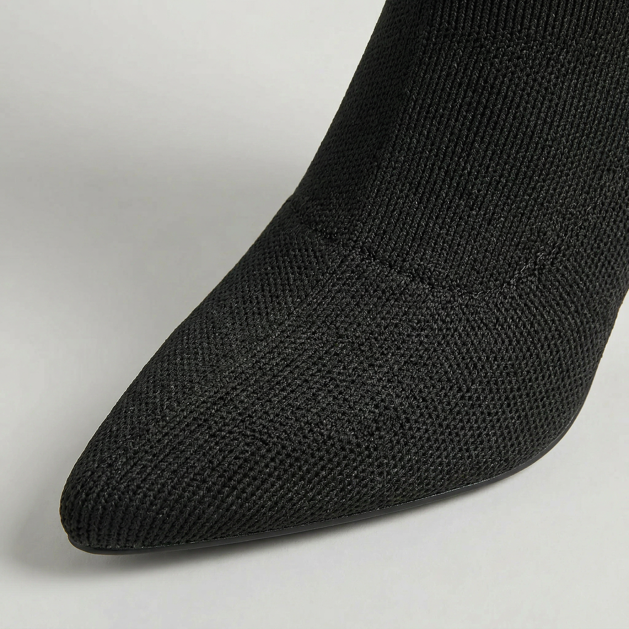 Women’s Knit Sock Tall Boots - Pointed Toe Knee High Fit