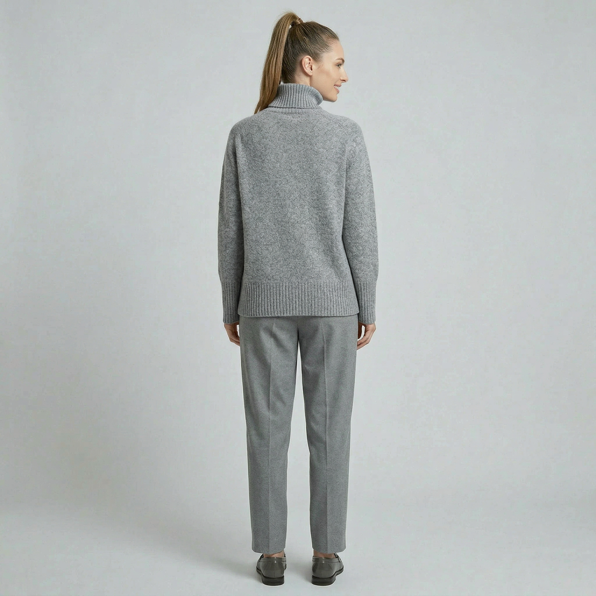 Women's Wool Knit Turtleneck Sweater