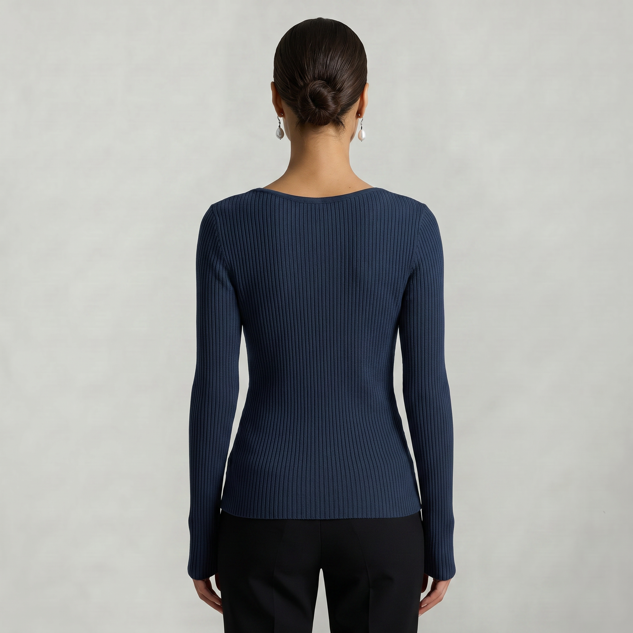 Women’s Slim Fit Long Sleeve Sweater