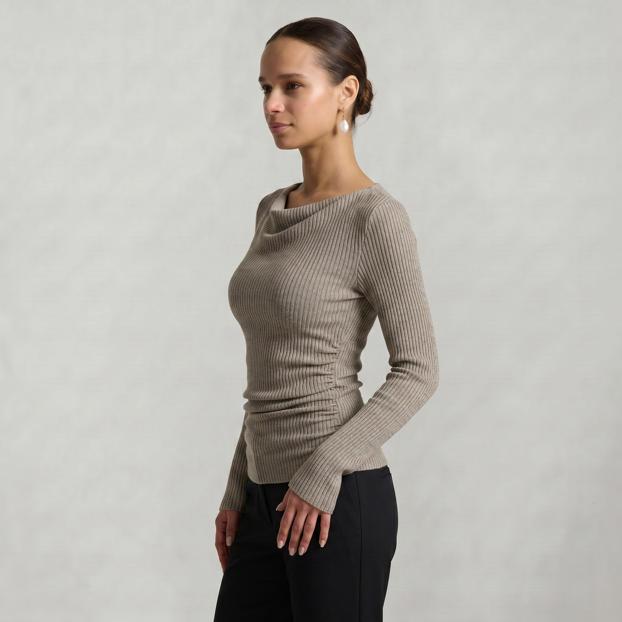 Women’s Slim Fit Long Sleeve Sweater