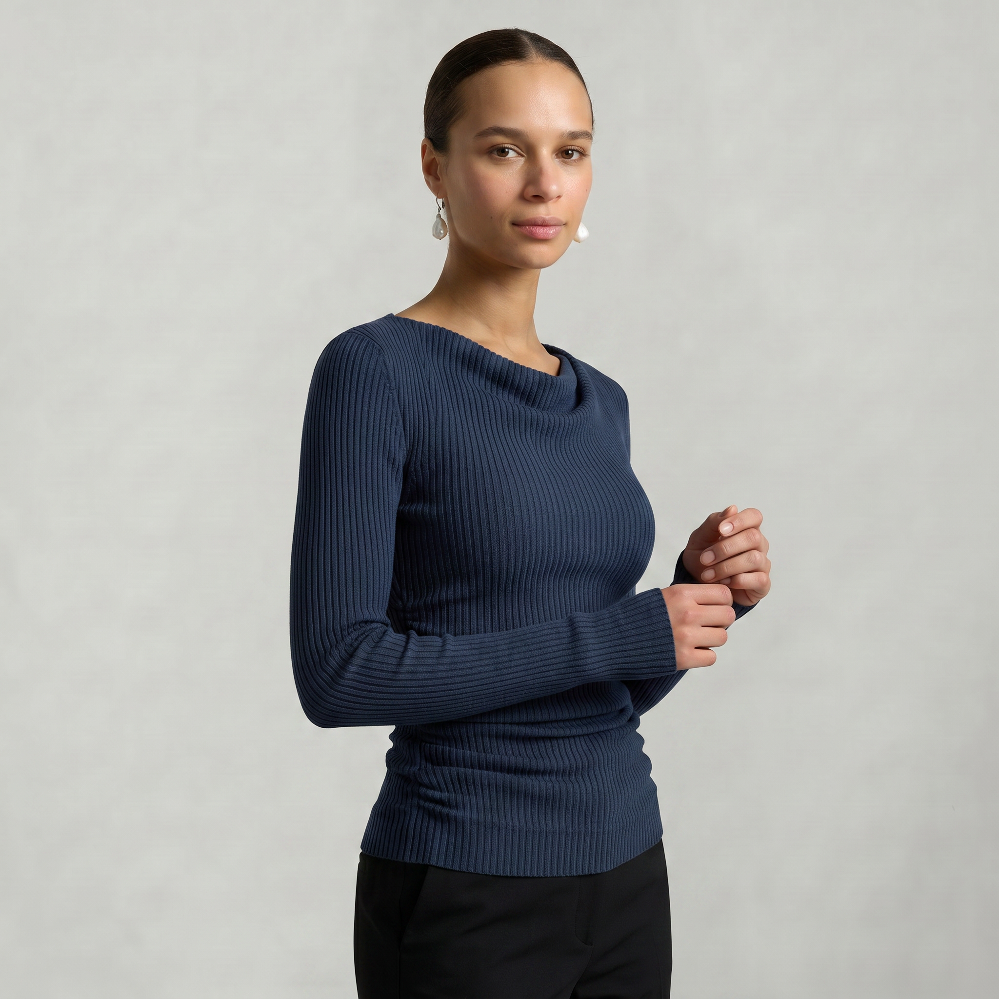 Women’s Slim Fit Long Sleeve Sweater