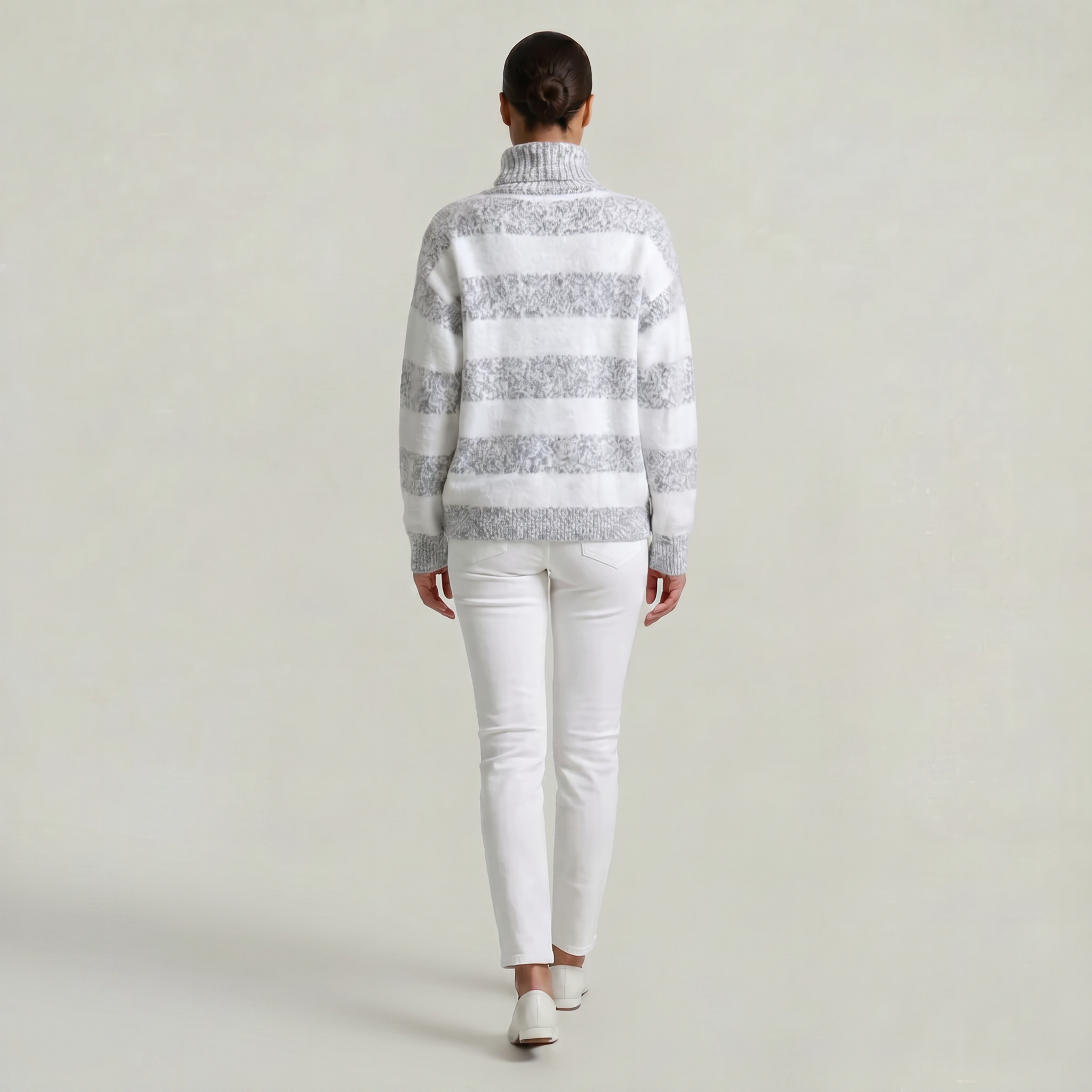 Women’s Turtleneck Sweater - Striped Loose Fit