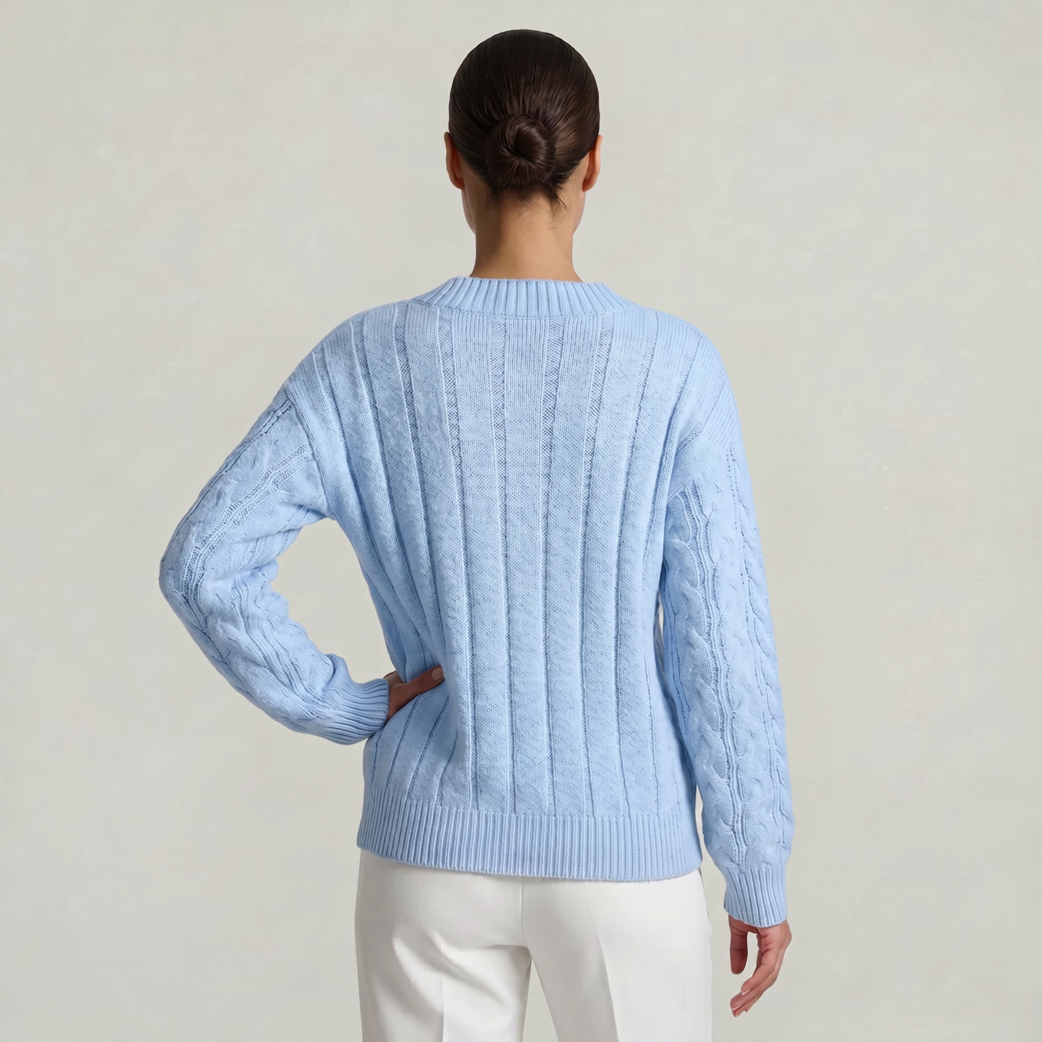 Women’s V-Neck Cable Knit Sweater - Long Sleeve Regular Fit