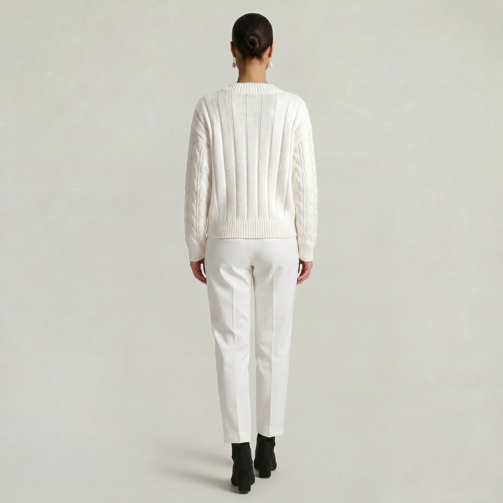 Women’s V-Neck Cable Knit Sweater - Long Sleeve Regular Fit