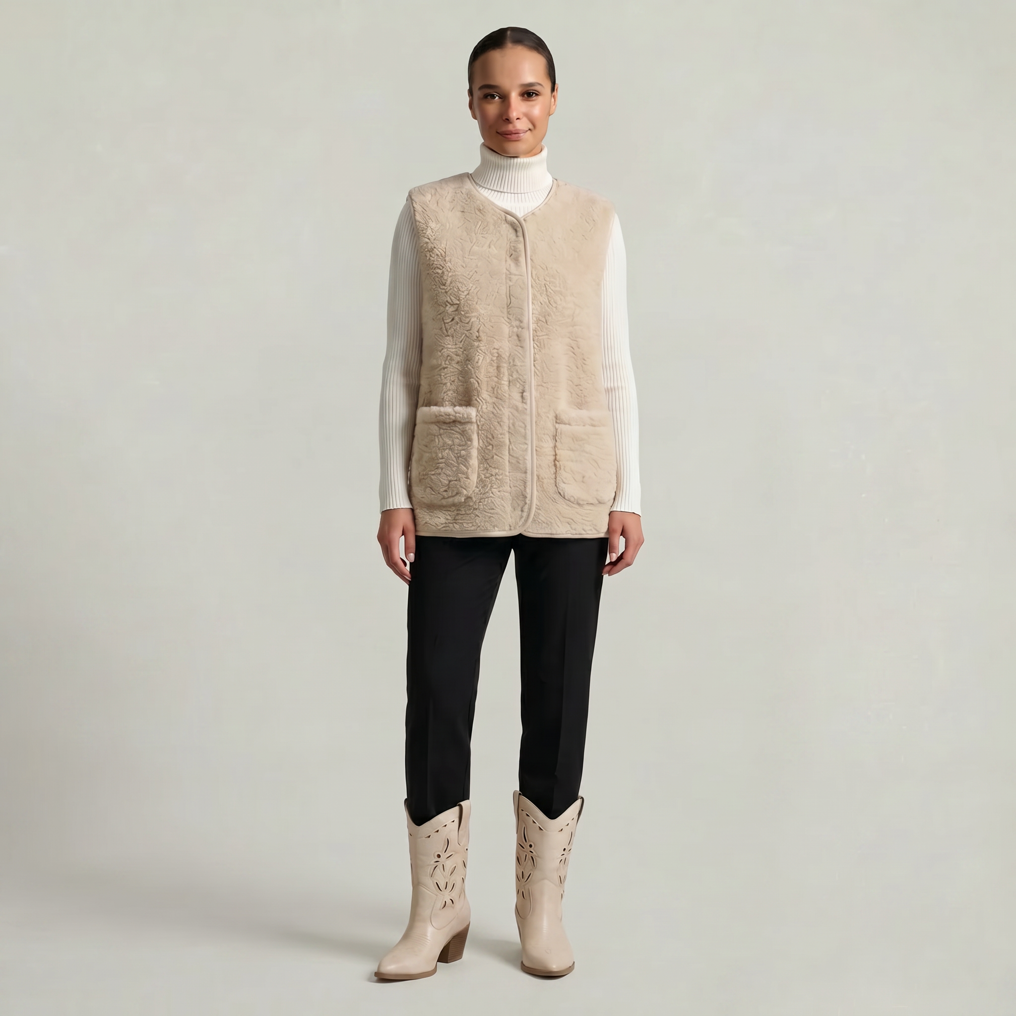 Women’s Sleeveless Zipper Teddy Vest - Relaxed Fit