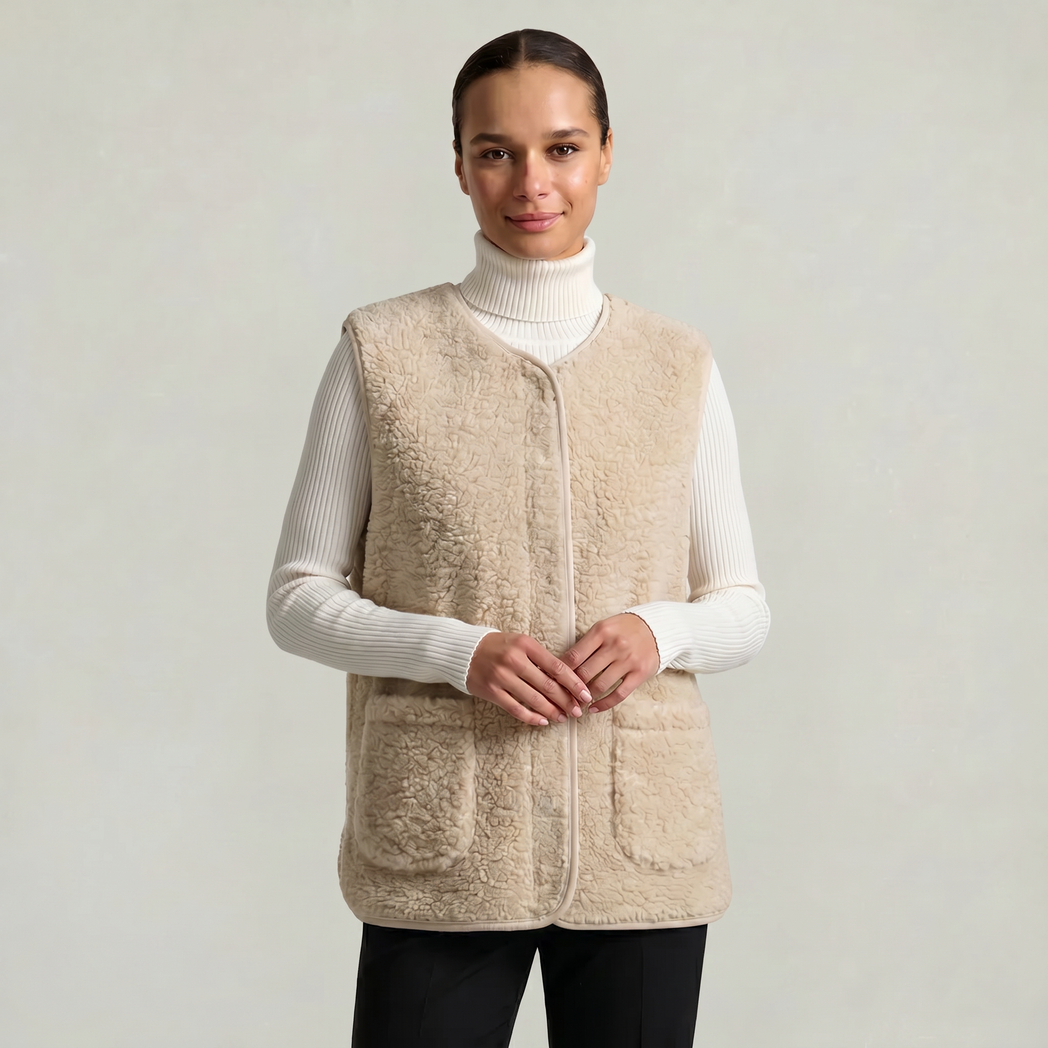 Women’s Sleeveless Zipper Teddy Vest - Relaxed Fit