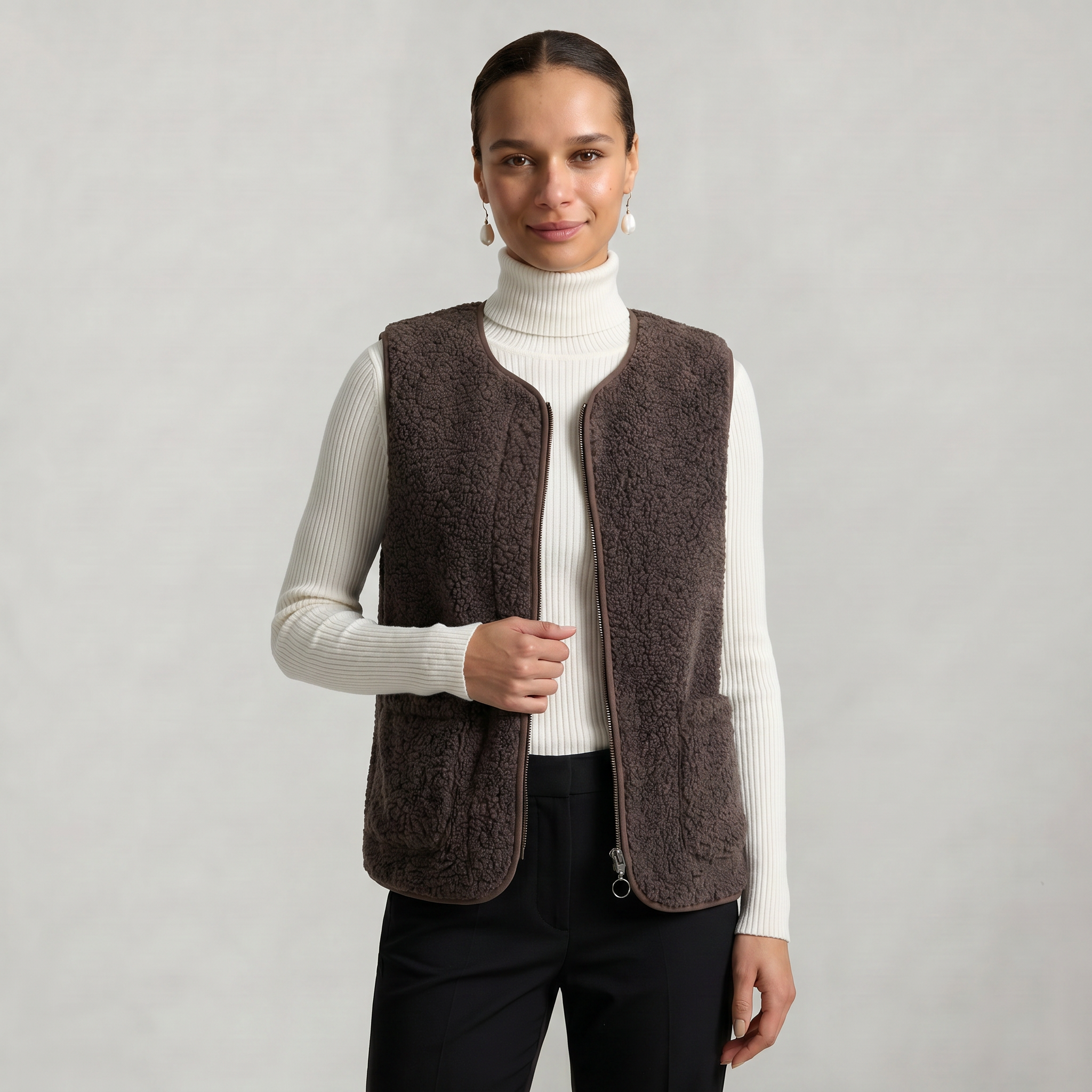 Women’s Sleeveless Zipper Teddy Vest - Relaxed Fit